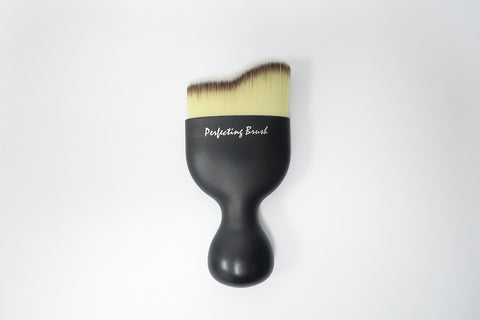 Perfecting Makeup Brush for Face Powder, Cream or Liquid Makeup.